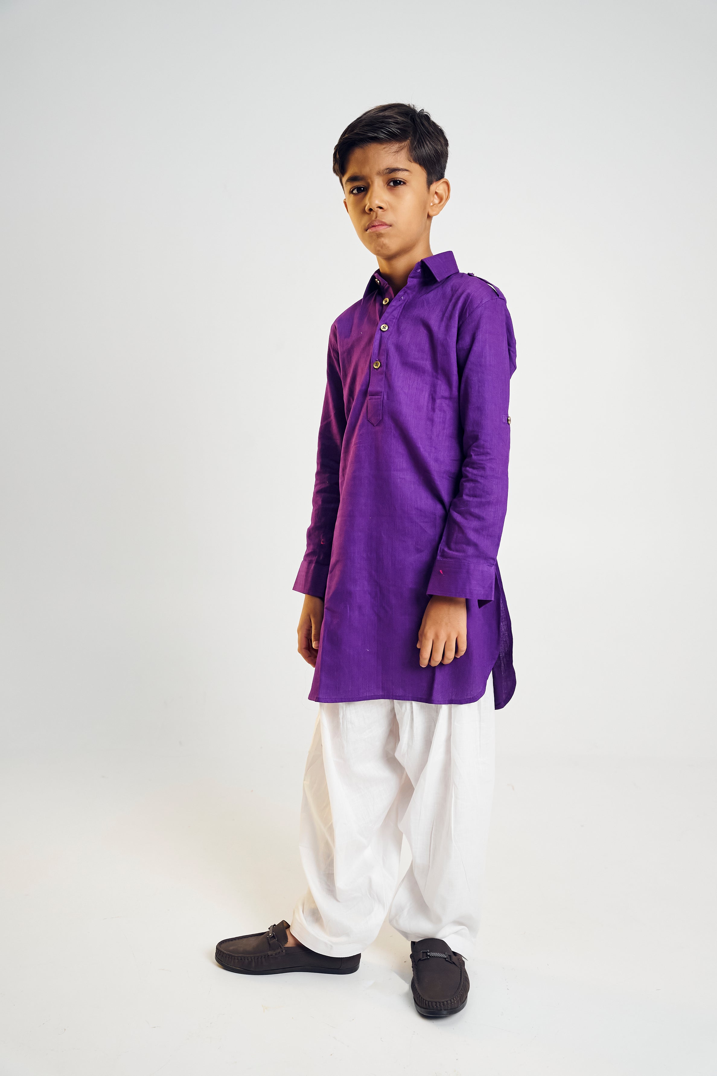 Nazuk – Mehfil Violet Kurta Pajama Set