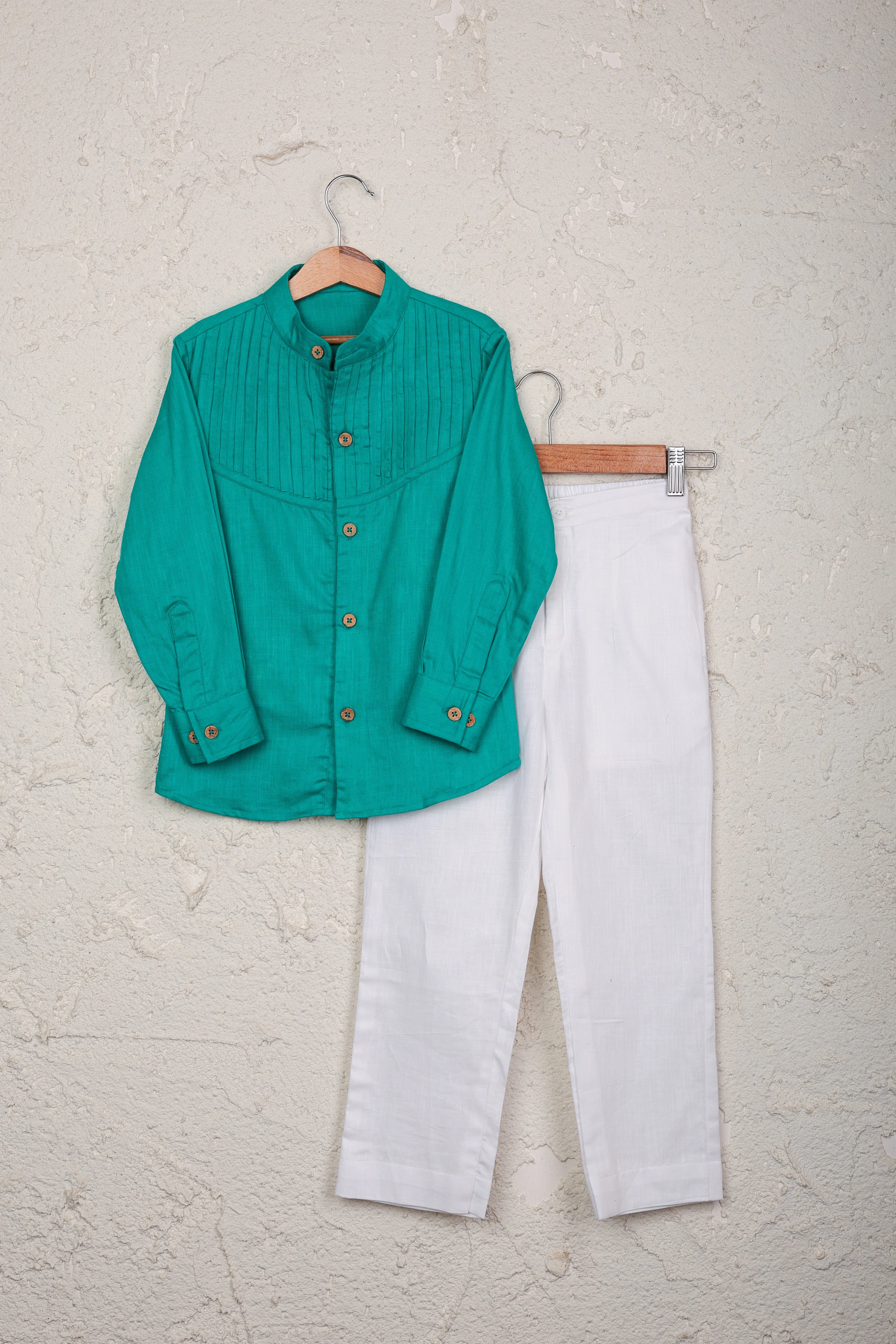 Green Pintucks Set