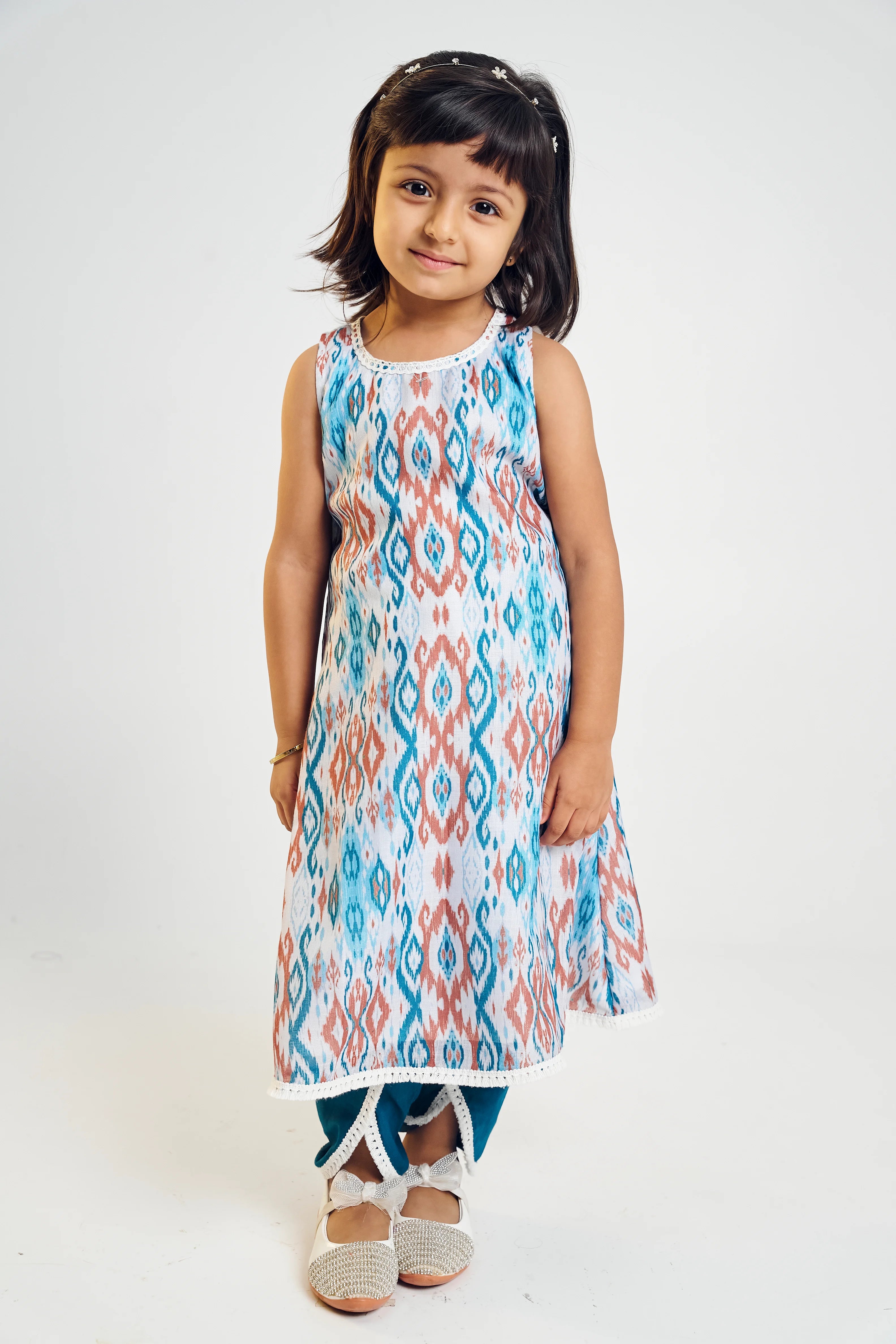 Ikat Inayat Kurta Set With Tulip Pants
