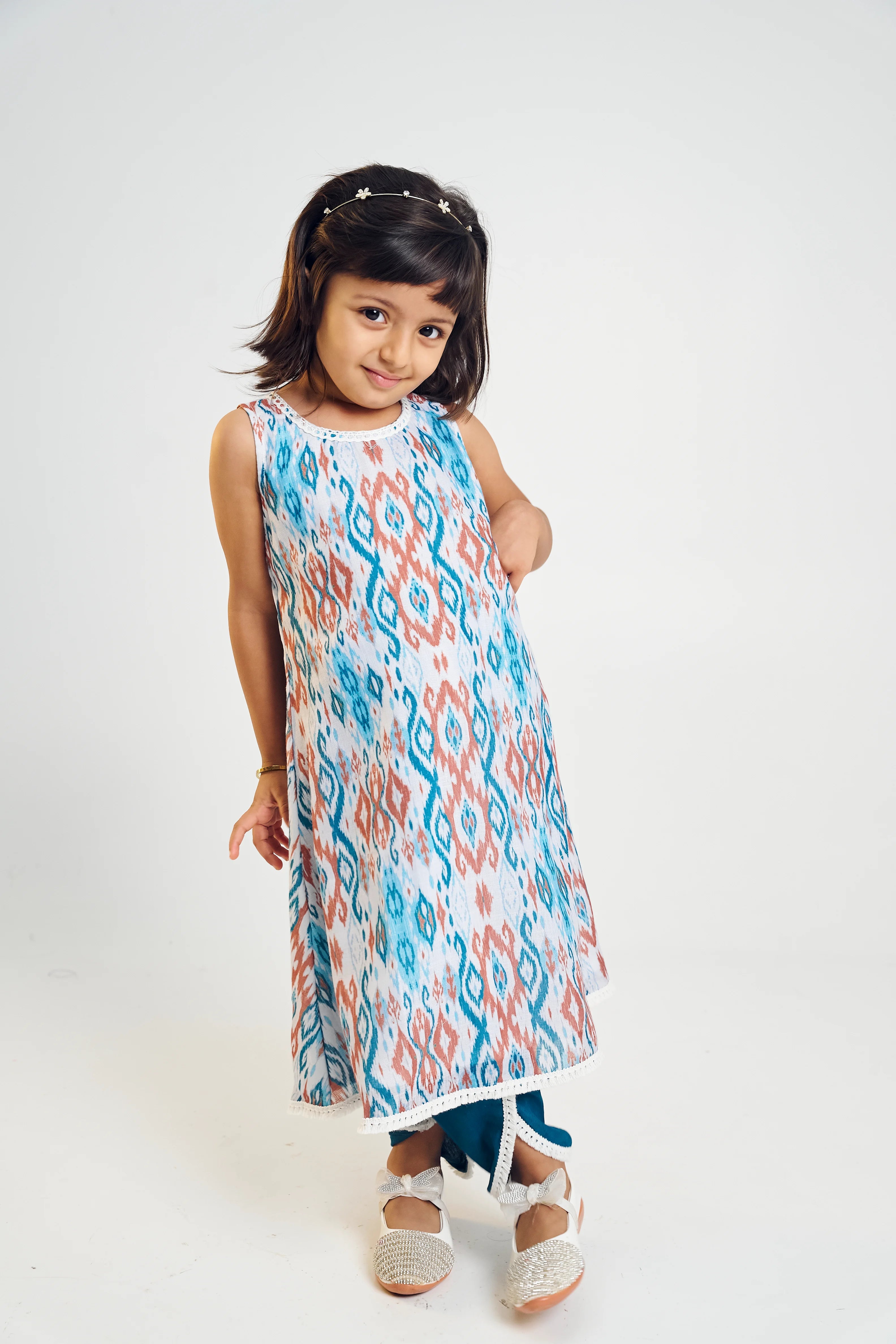 Ikat Inayat Kurta Set With Tulip Pants